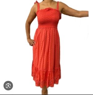 NWT Jessica Simpson smocked bodice, tie-shoulder straps, and eyelet embroidery